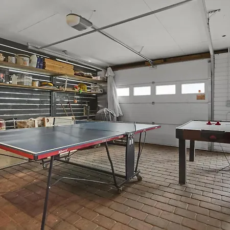 Holiday home 4 Bedroom Awesome In Egernsund